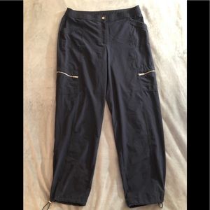Chico’s Zenergy Navy Blue Athletic Capri - Size 1.5 (M/10)